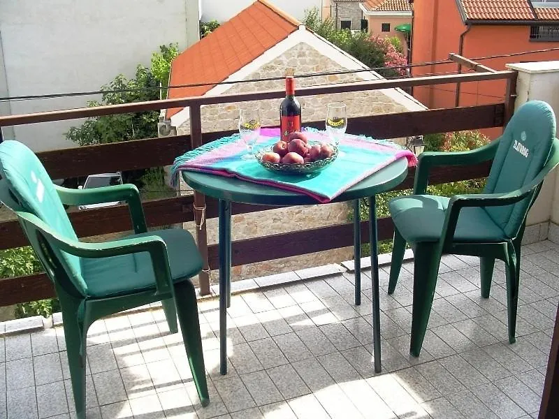Apartment In Pakostane With Sea View, Balcony, Wifi