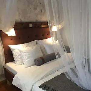Gostinjska kuća Mediterranea, Pakostane